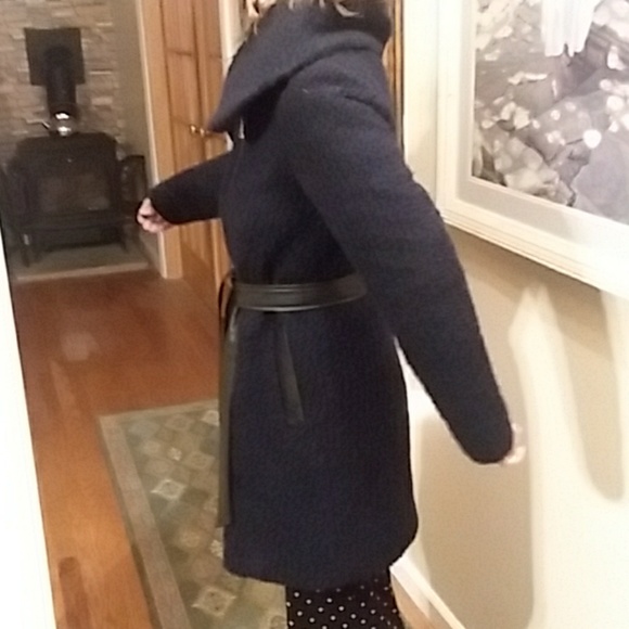 Cole Haan Signature coat - Picture 2 of 4